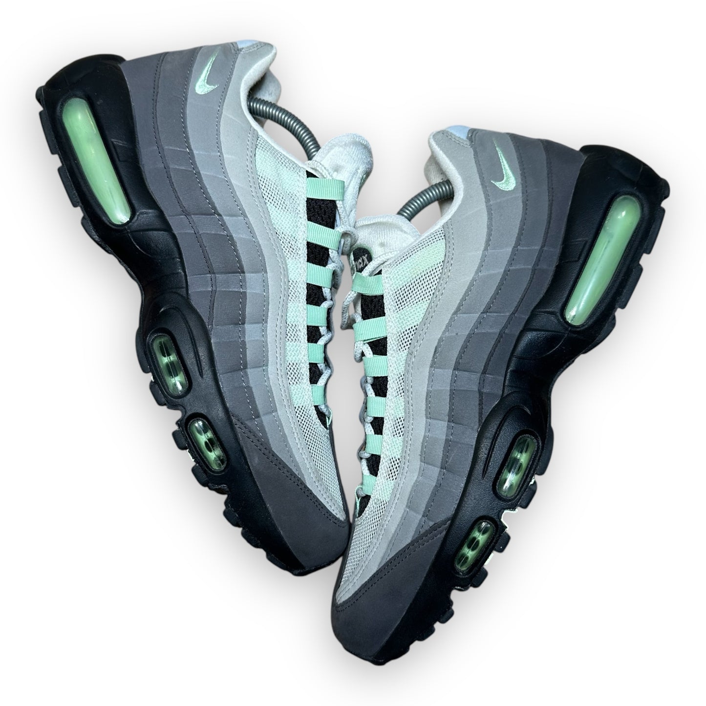 EU45 - US11 - UK10 • Air Max 95 OG Fresh Mint