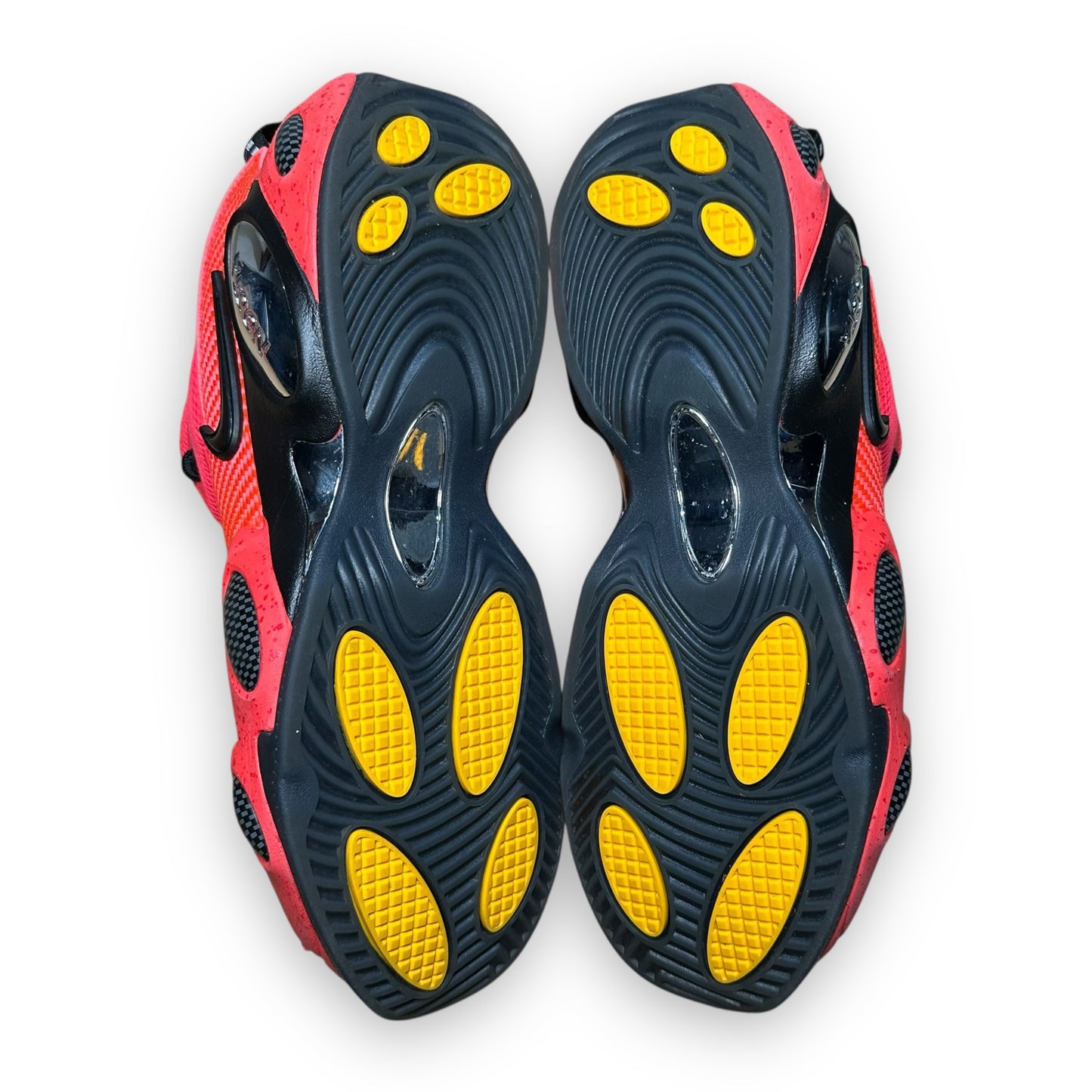EU46 - US12 - UK11 • NOCTA Glide Crimson