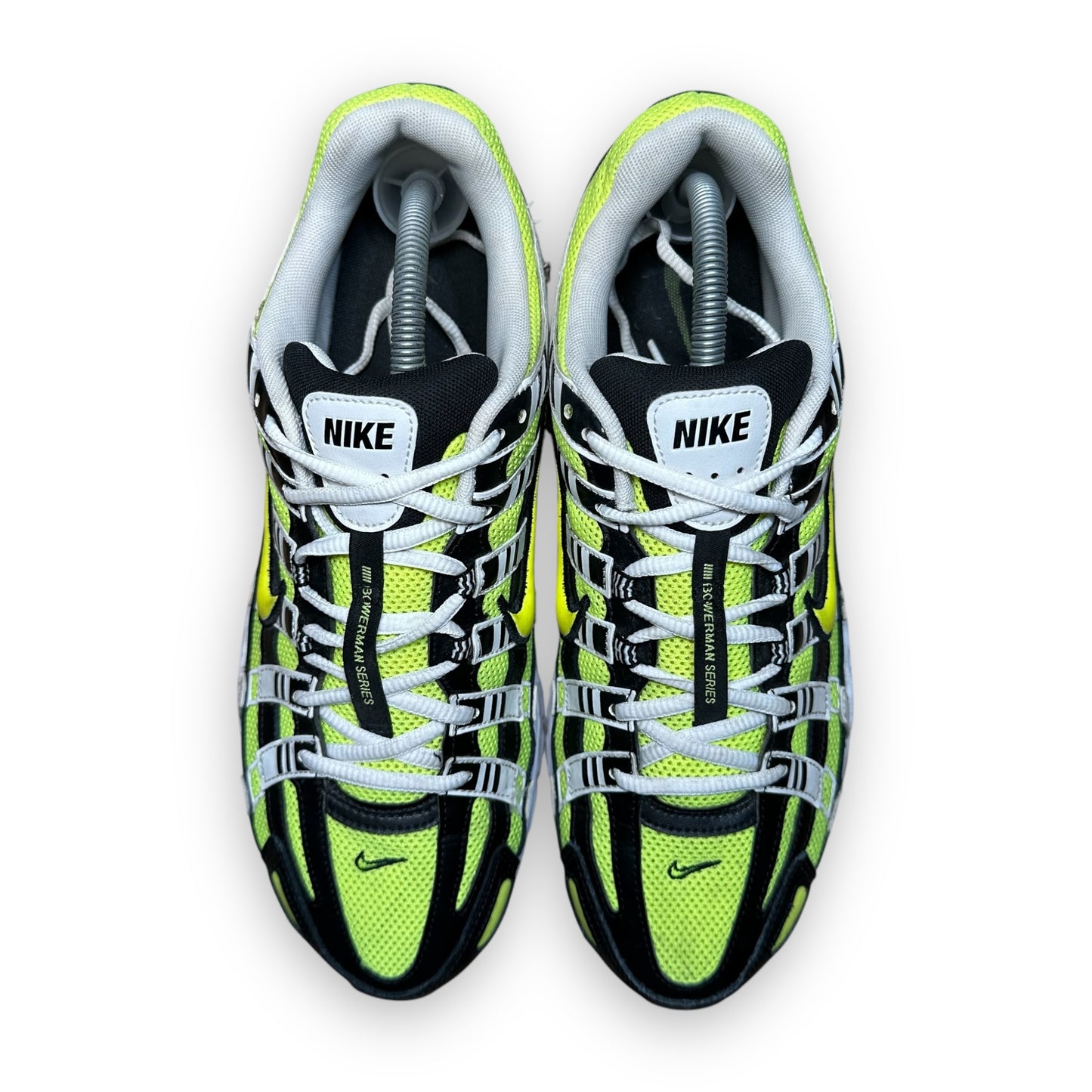EU45 - US11 - UK10 • P-6000 White Black Volt