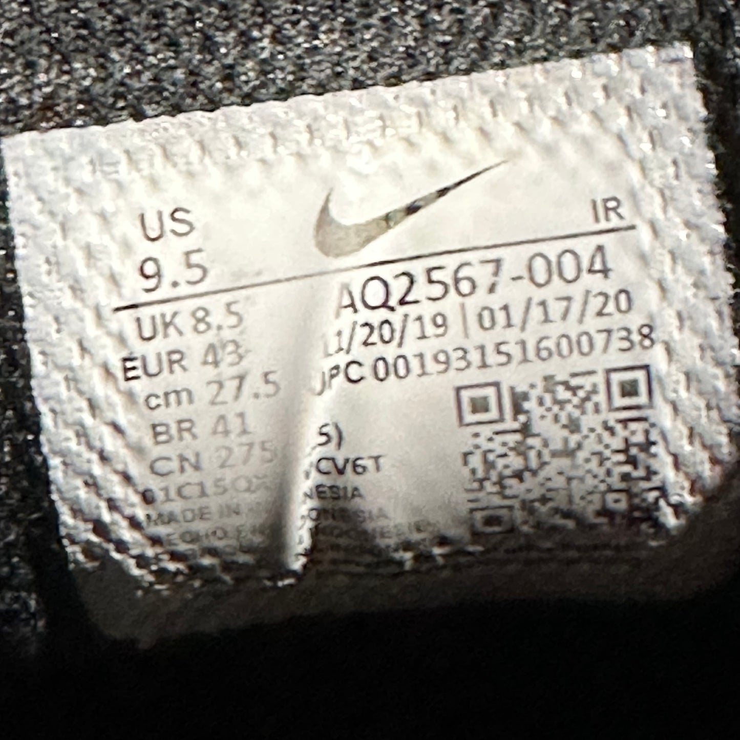 EU43 - US9.5 - UK8.5 • Air Max Tailwind 4 Black White