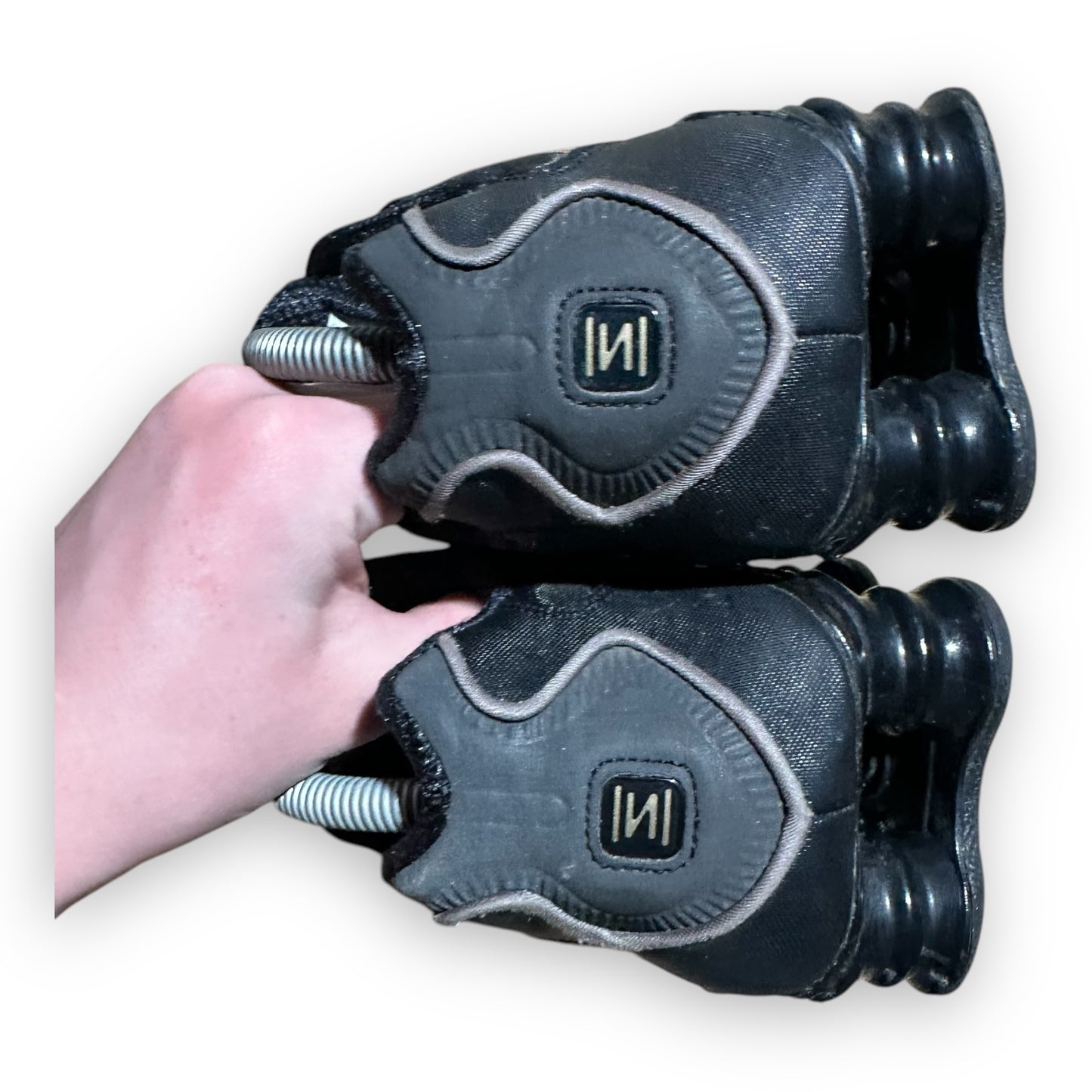 EU41 - US8 - UK7 • Shox TL Black Metallic Cargo Khaki