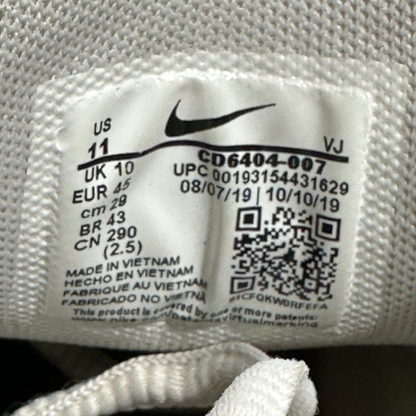 EU45 - US11 - UK10 • P-6000 White Black Volt