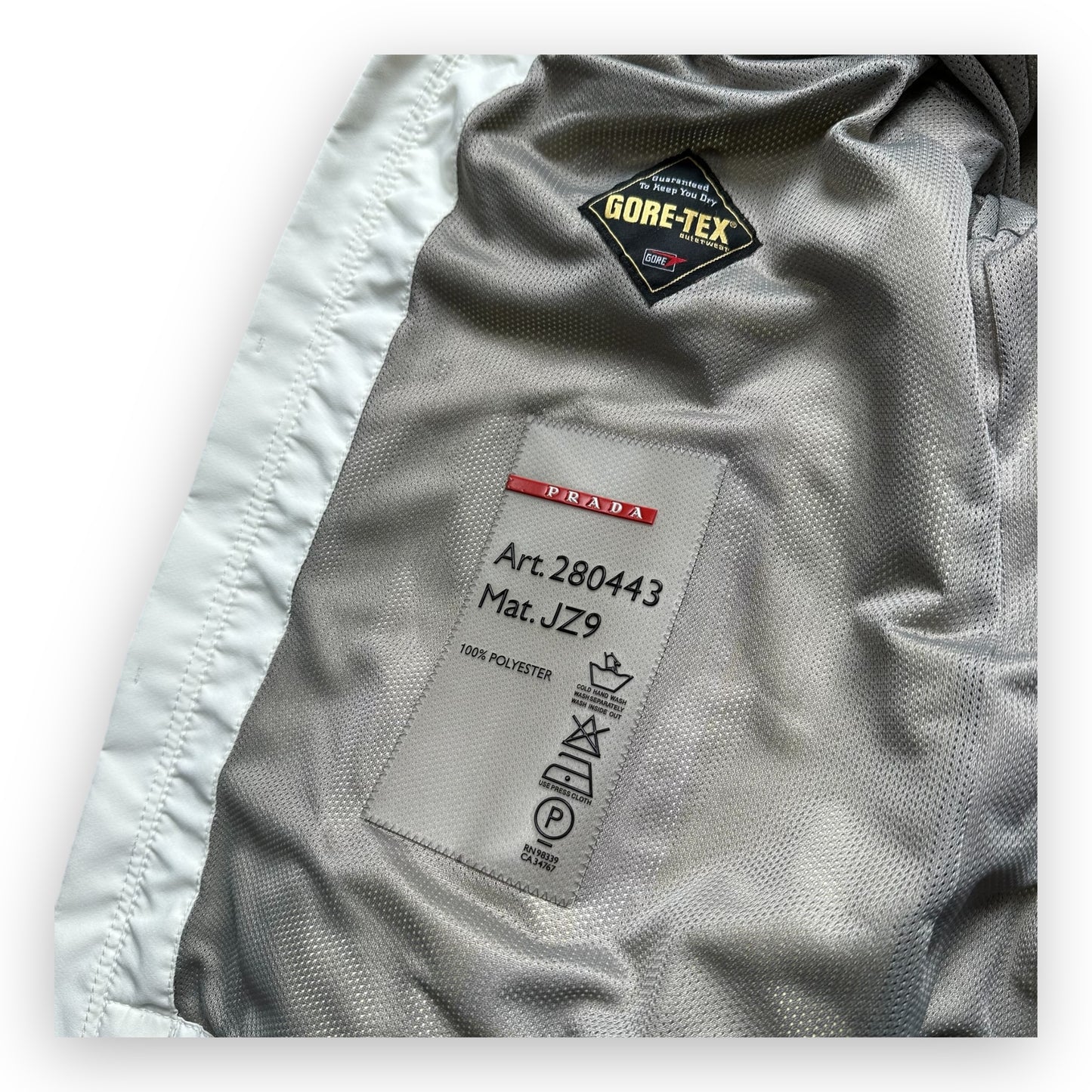 Jacket Prada Sport Nylon Gore-Tex White (L)