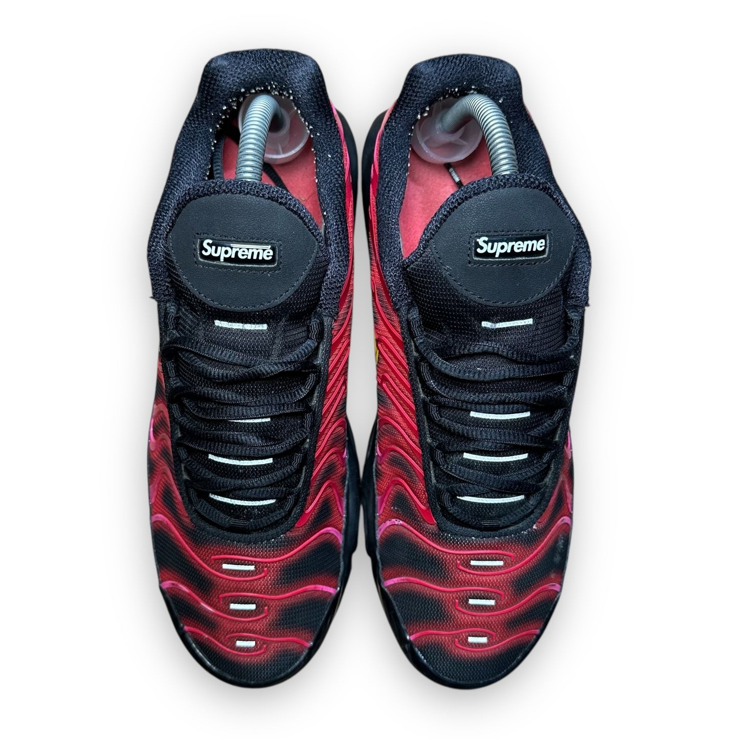 EU43 - US9.5 - UK8.5 • Air Max Plus TN Supreme Black