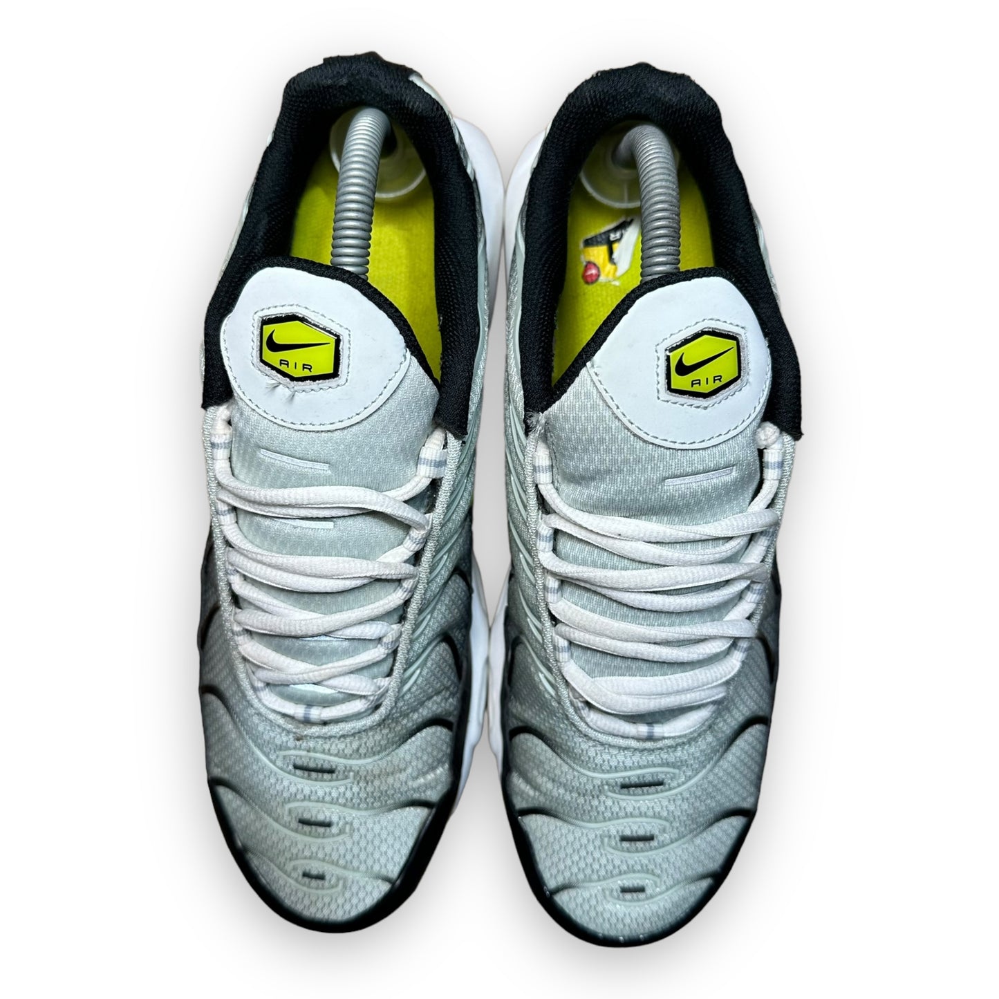 EU42.5 - US9 - UK8 • Air Max Plus Light Green