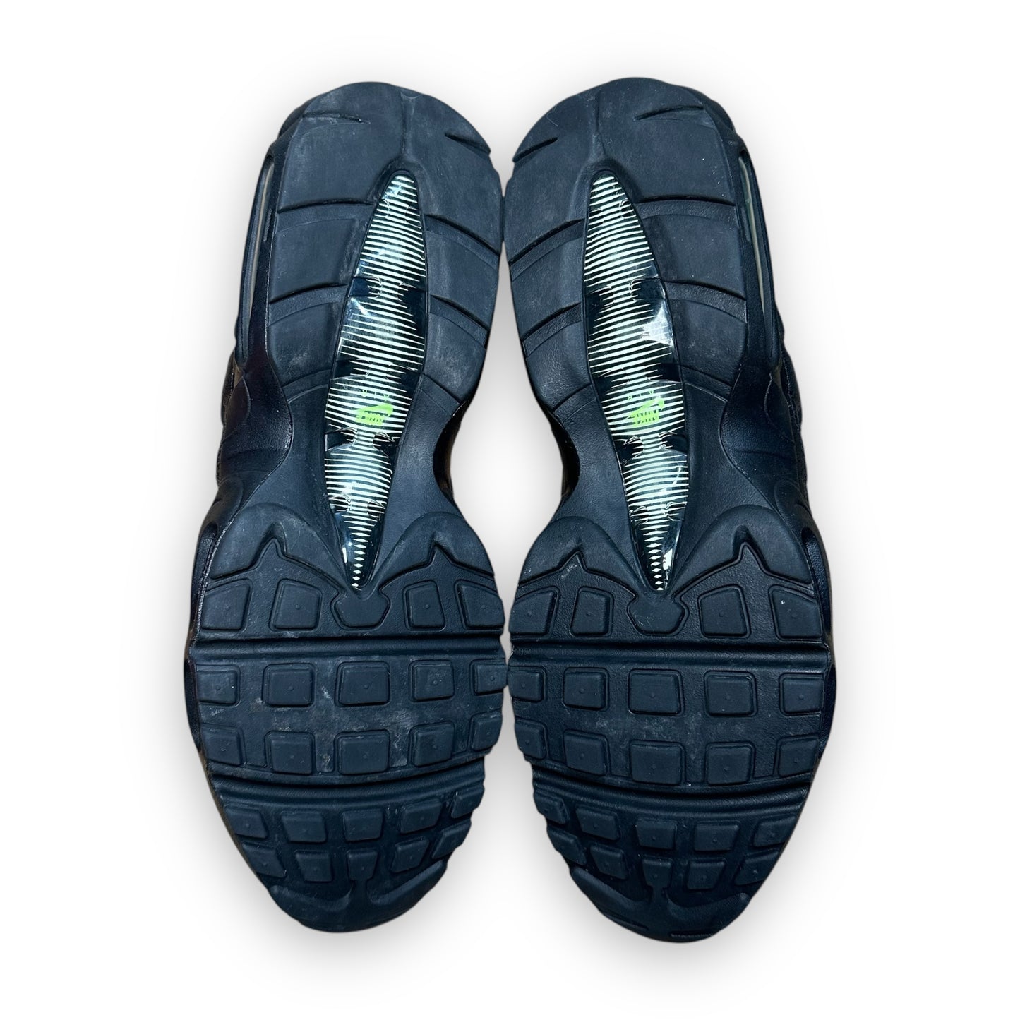 EU45 - US11 - UK10 • Air Max 95 Antifreeze