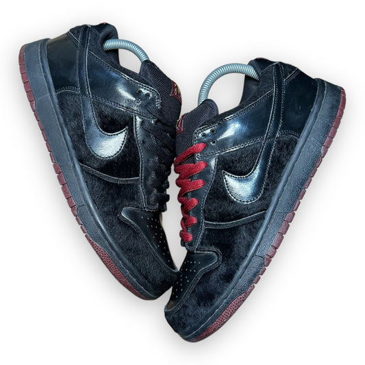EU44 - US10 - UK9 • SB Dunk Low Mafia (2006)