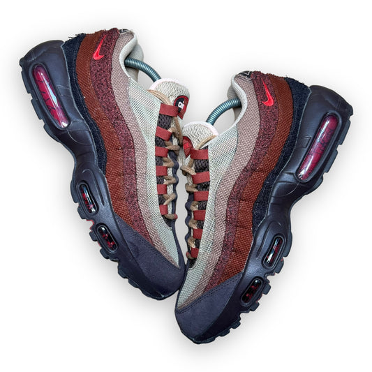 EU45 - US11 - UK10 • Air Max 95 Anatomy of Air Brown