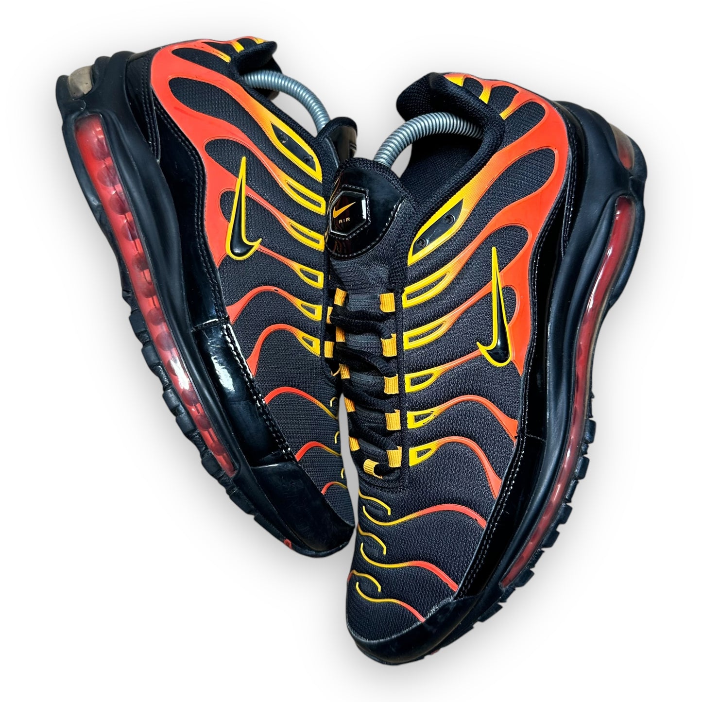 EU43 - US9.5 - UK8.5 • Air Max 97 Plus Black Shock Orange