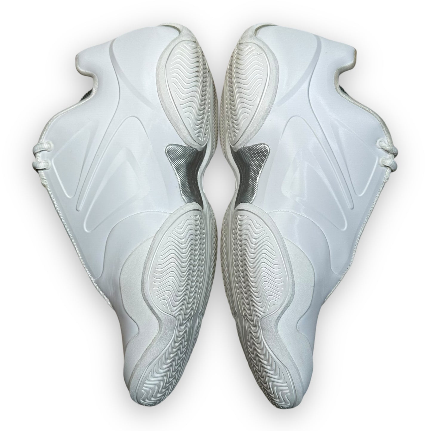 EU45 - US11 - UK10 • Air Zoom Courtposite Supreme White