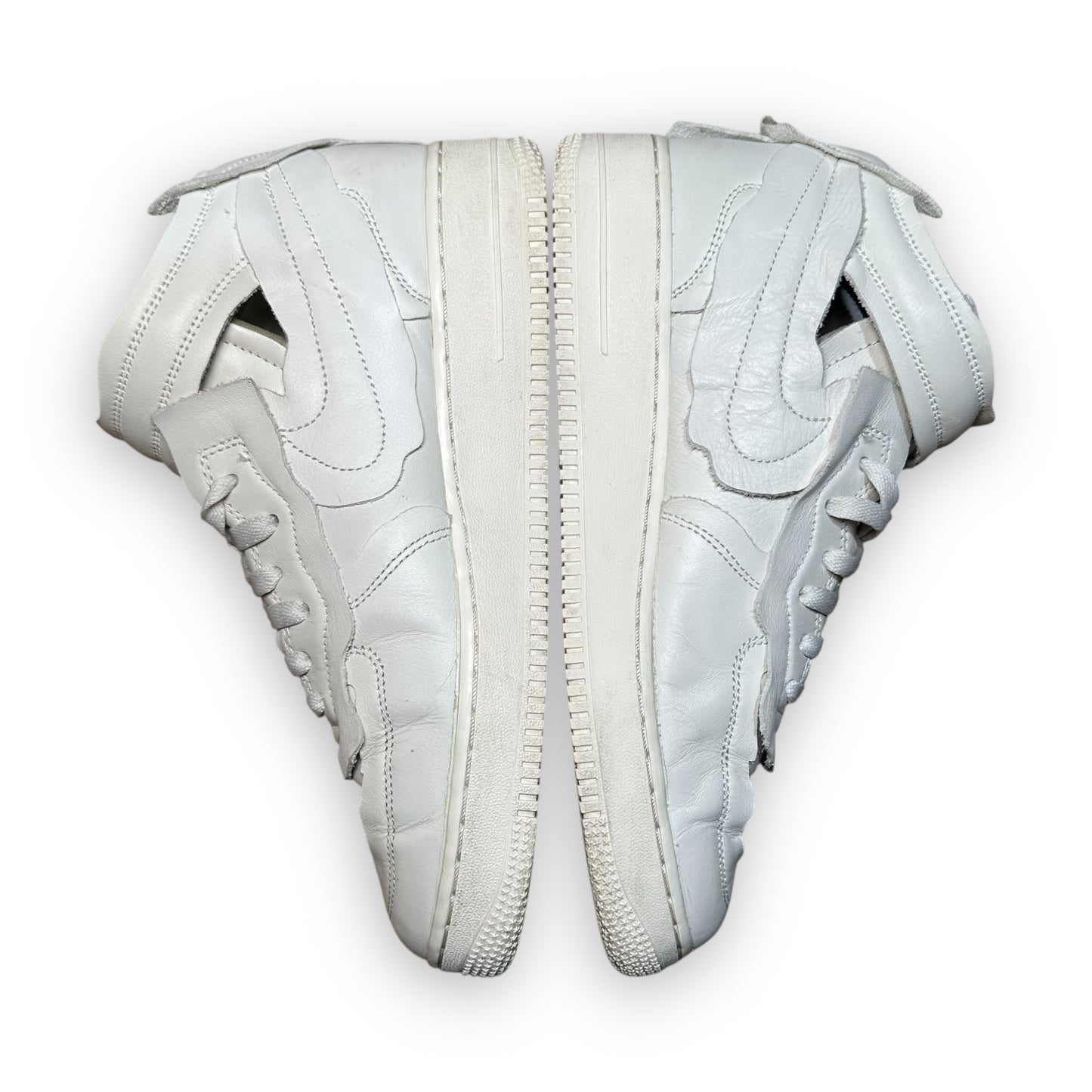 EU44 - US10 - UK9 • Air Force 1 Mid Comme des Garcons White