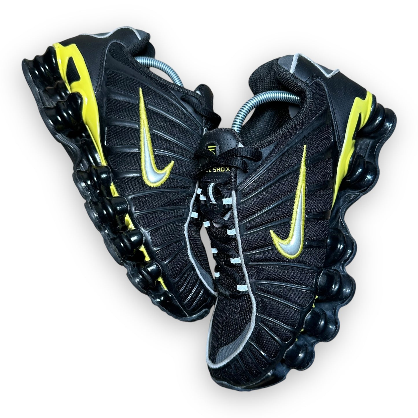 EU39 - US6.5 - UK6 • Shox TL Black Dynamic Yellow