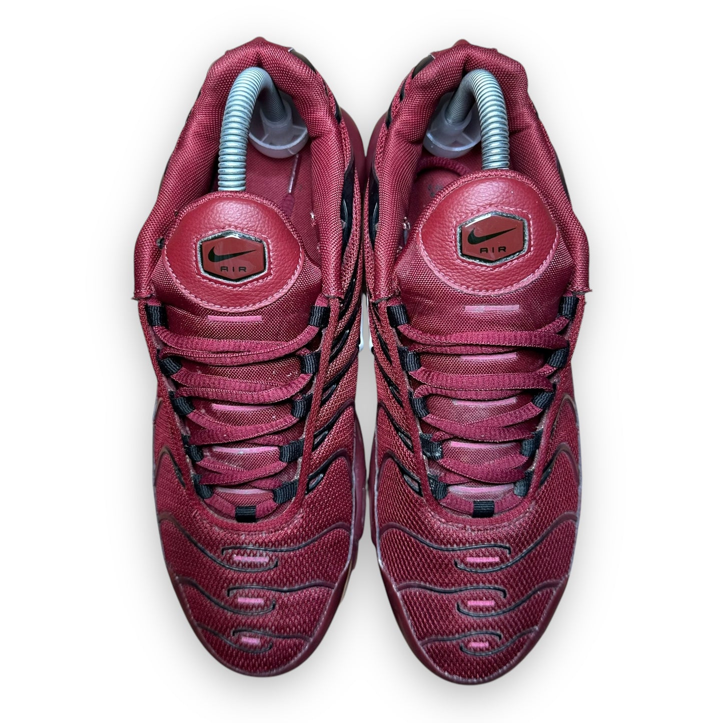 EU42 - US8.5 - UK7.5 • Air Max Plus Team Red