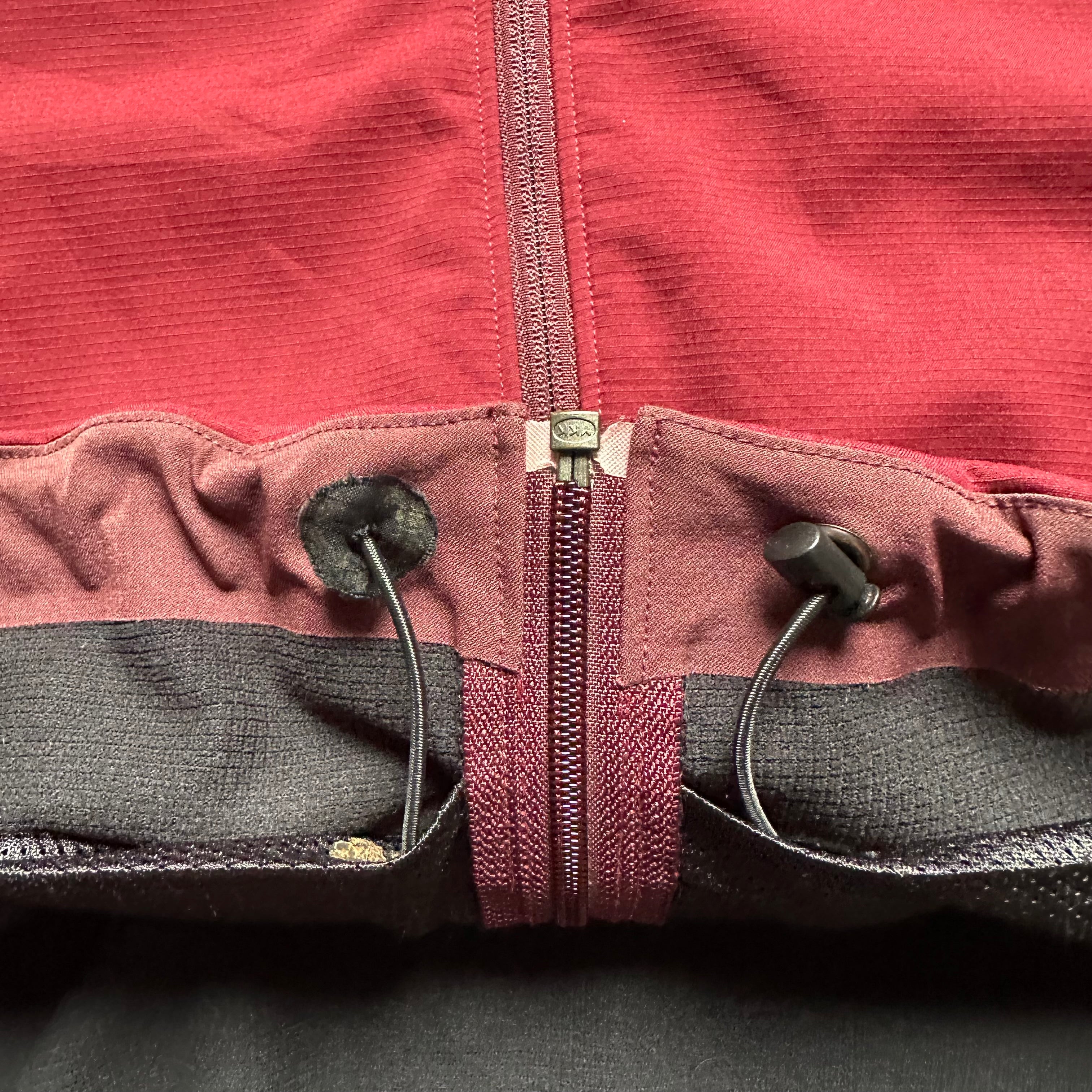 Jacket Arc’Teryx Epsilon LT Burgundy