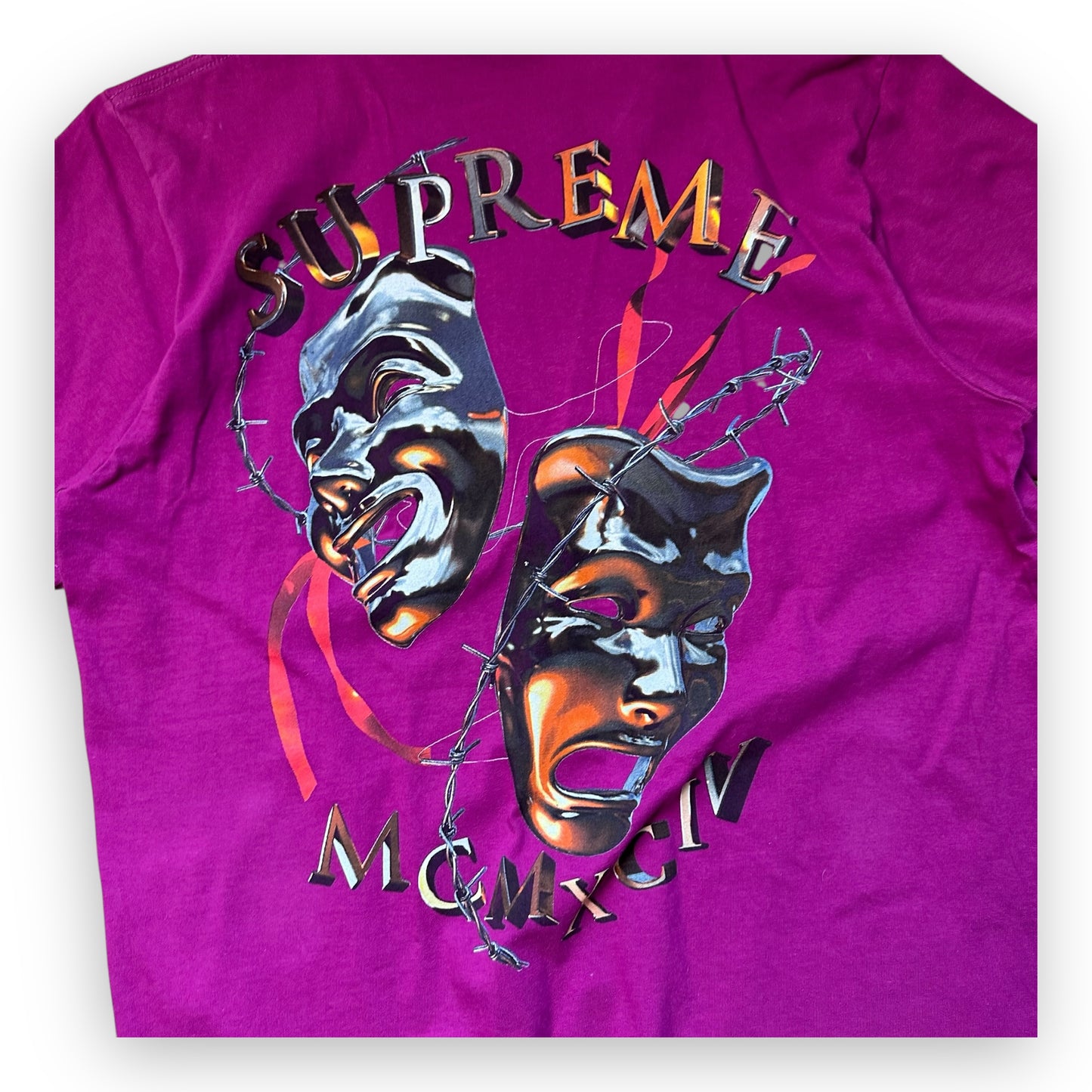Tee Supreme Laugh Now Magenta SS20 (L)