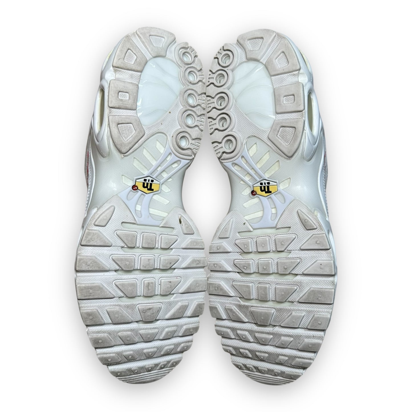 EU44 - US10 - UK9 • Air Max Plus TN Supreme White