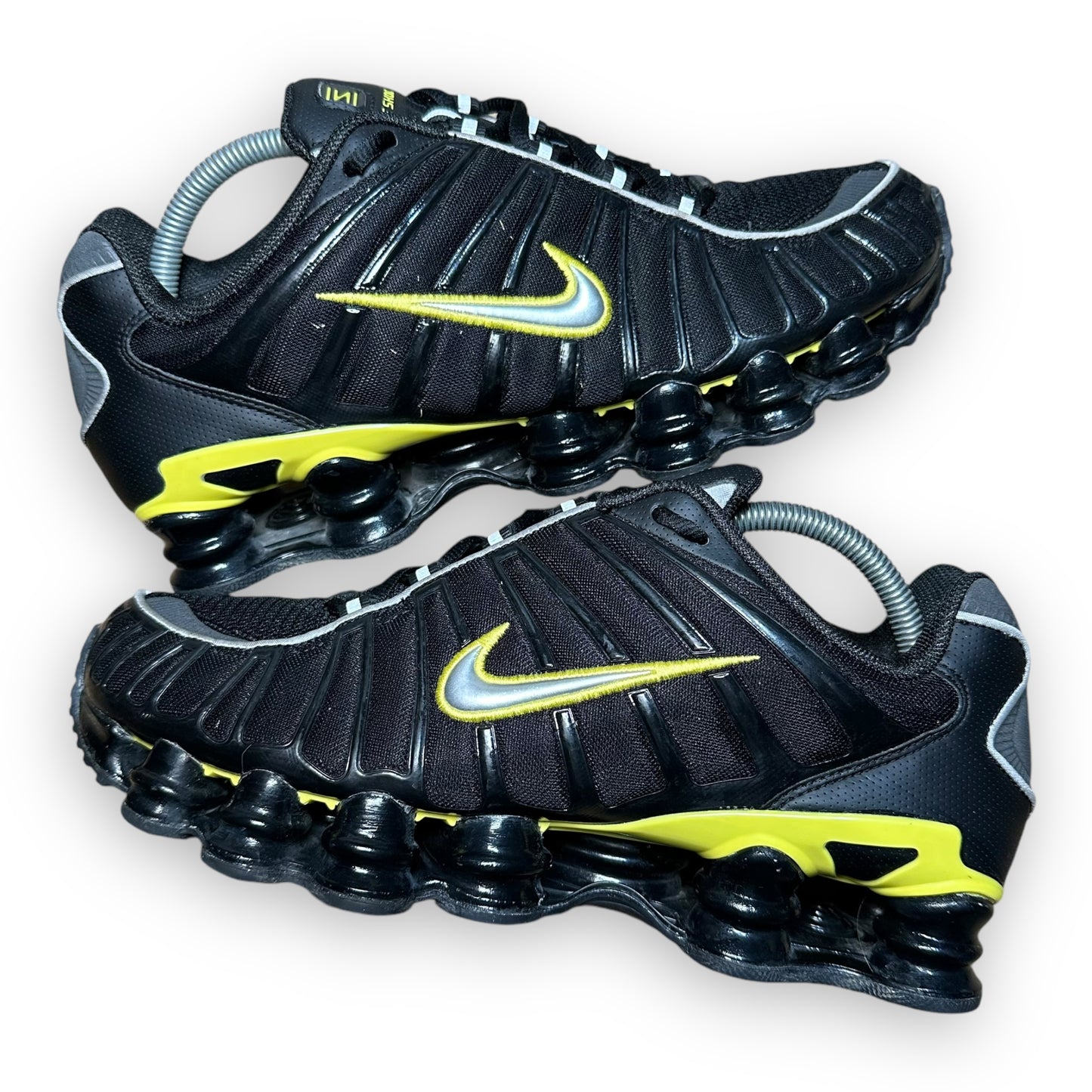 EU44 - US10 - UK9 • Shox TL Black Dynamic Yellow