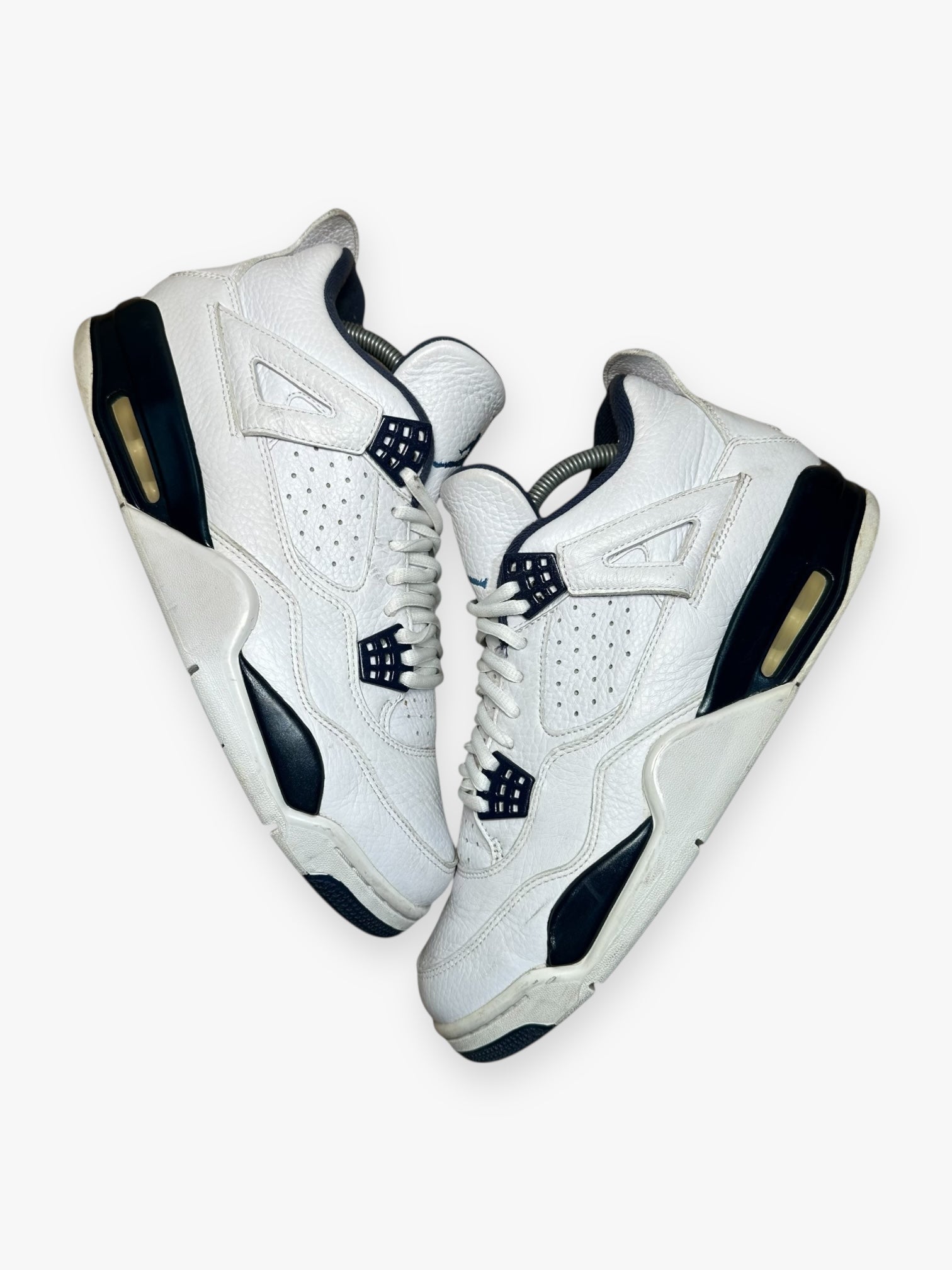 Jordan 4 Columbia