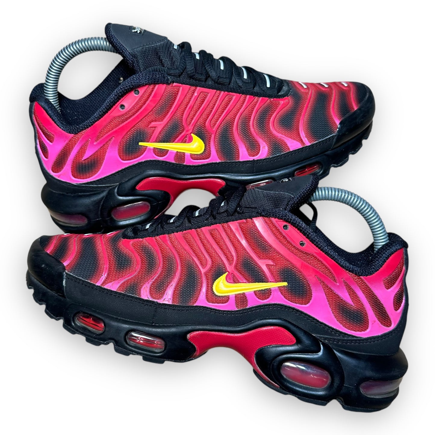 EU41 - US8 - UK7 • Air Max Plus Supreme Black