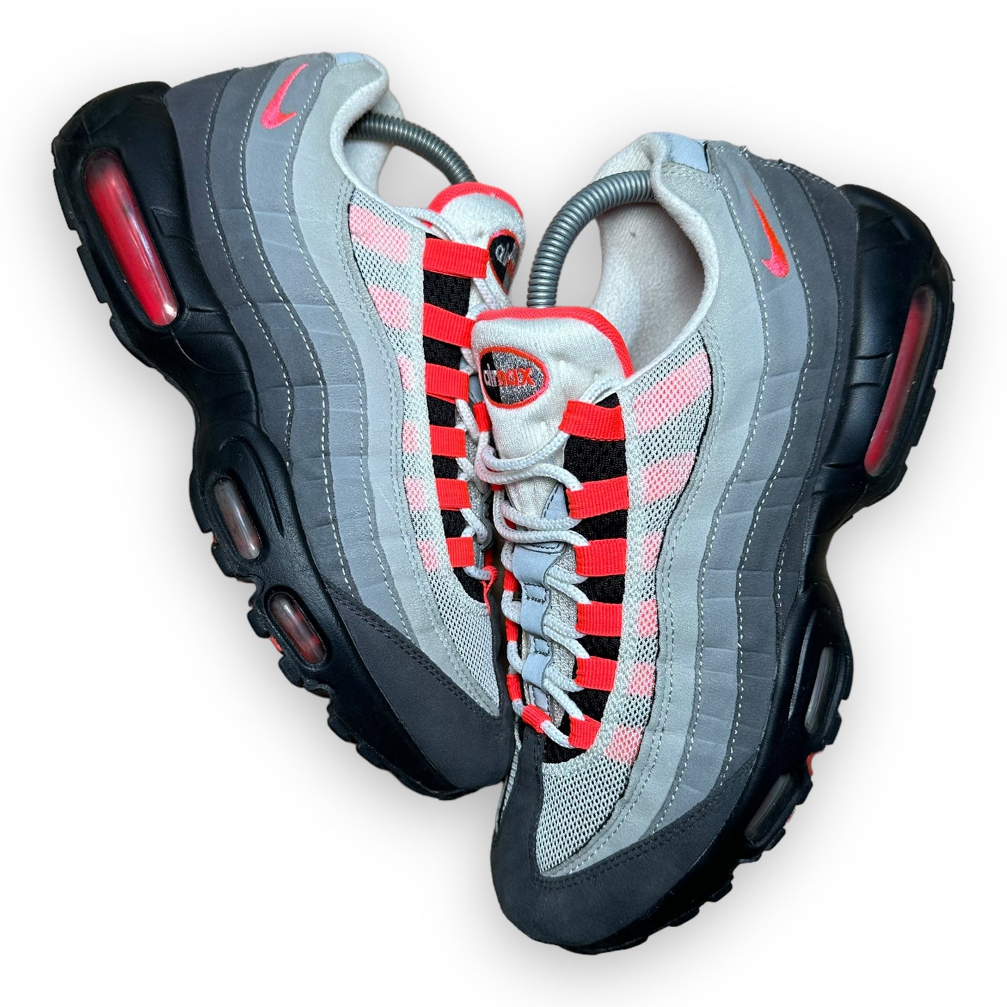 EU43 - US9.5 - UK8.5 • Air Max 95 OG Solar Red