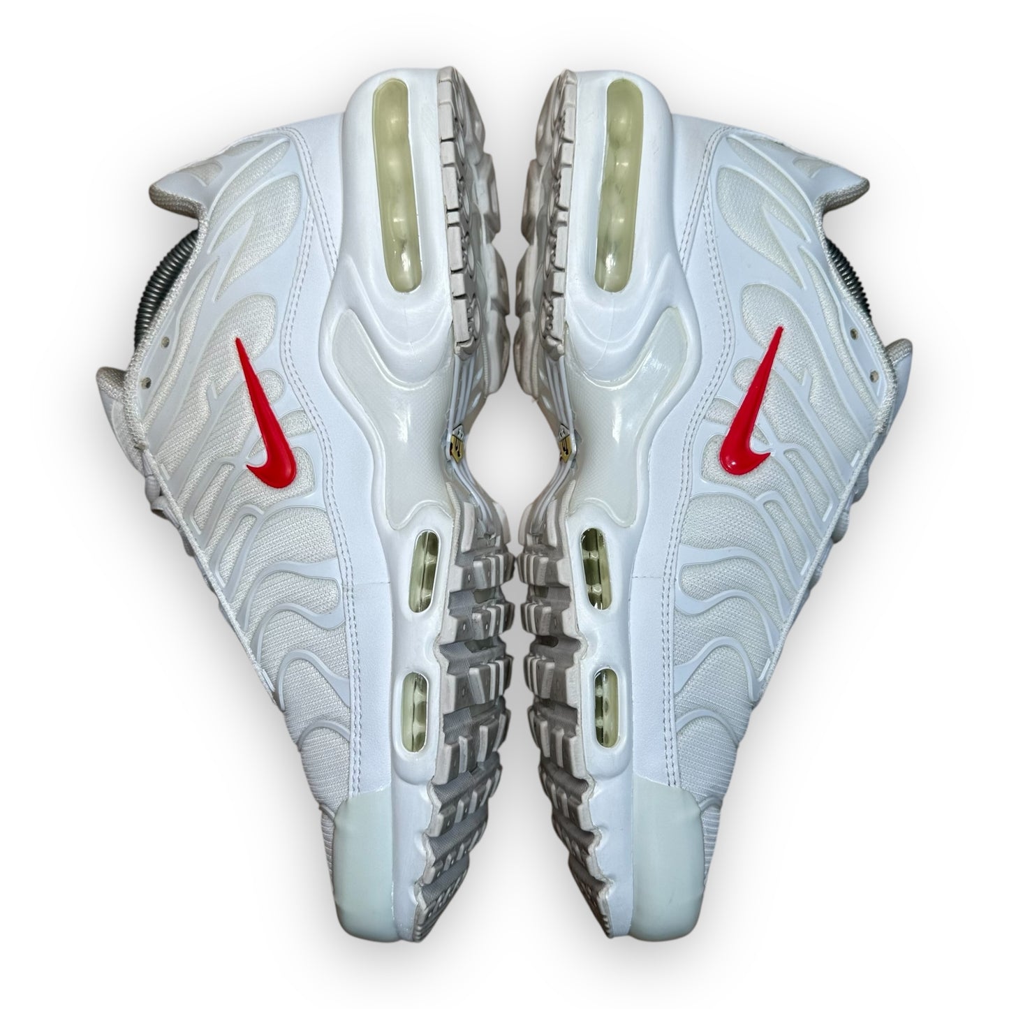 EU44 - US10 - UK9 • Air Max Plus TN Supreme White