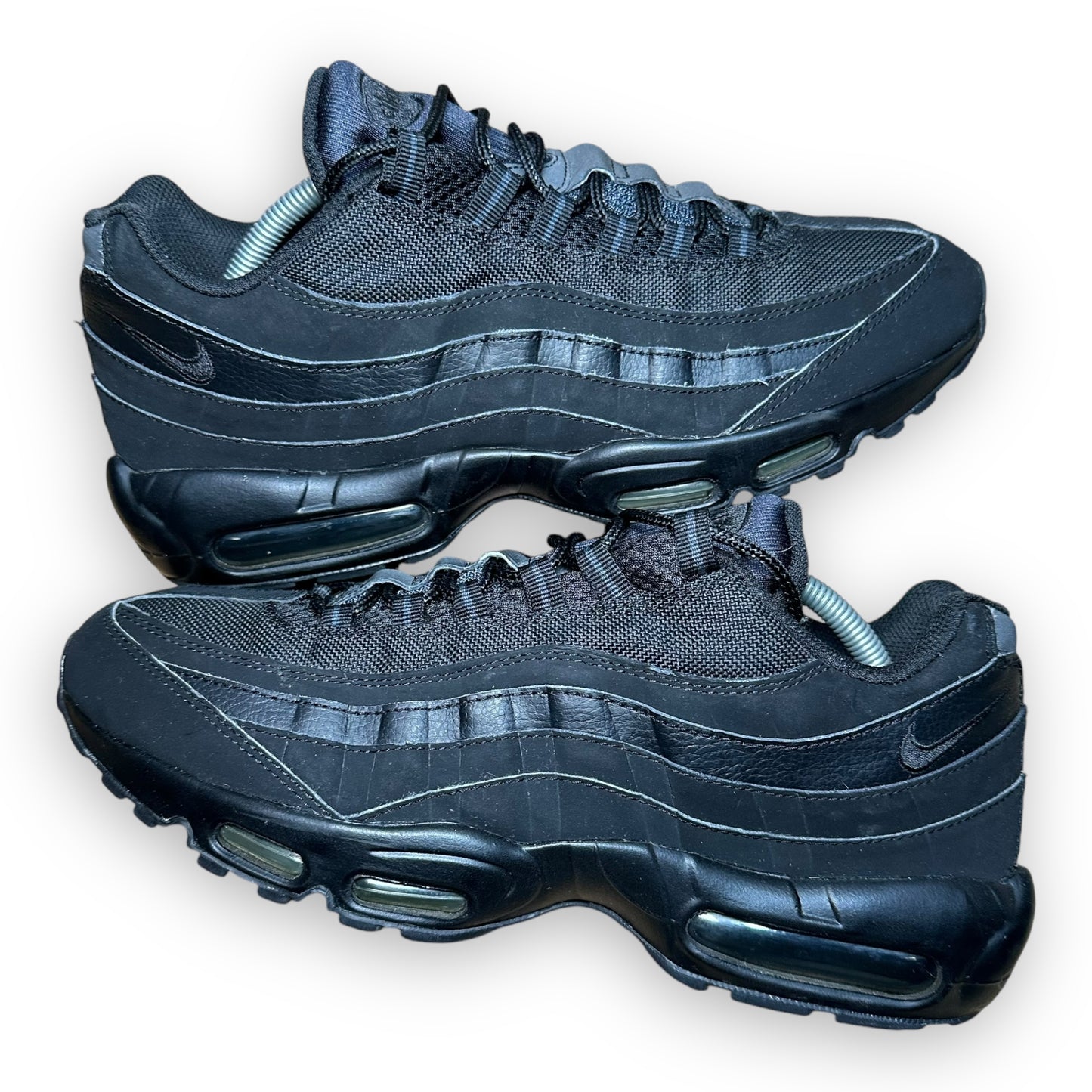 EU46 - US12 - UK11 • Air Max 95 Triple Black (2016)