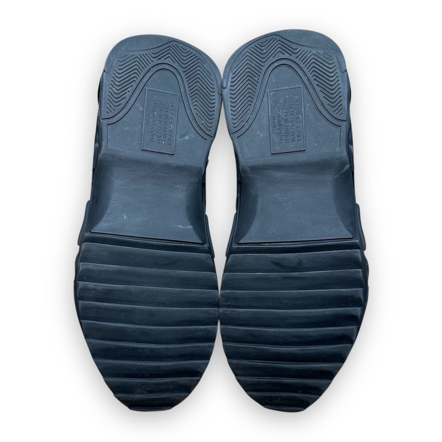 EU43 - US9.5 - UK8.5 • Maison Margiela New Future Black