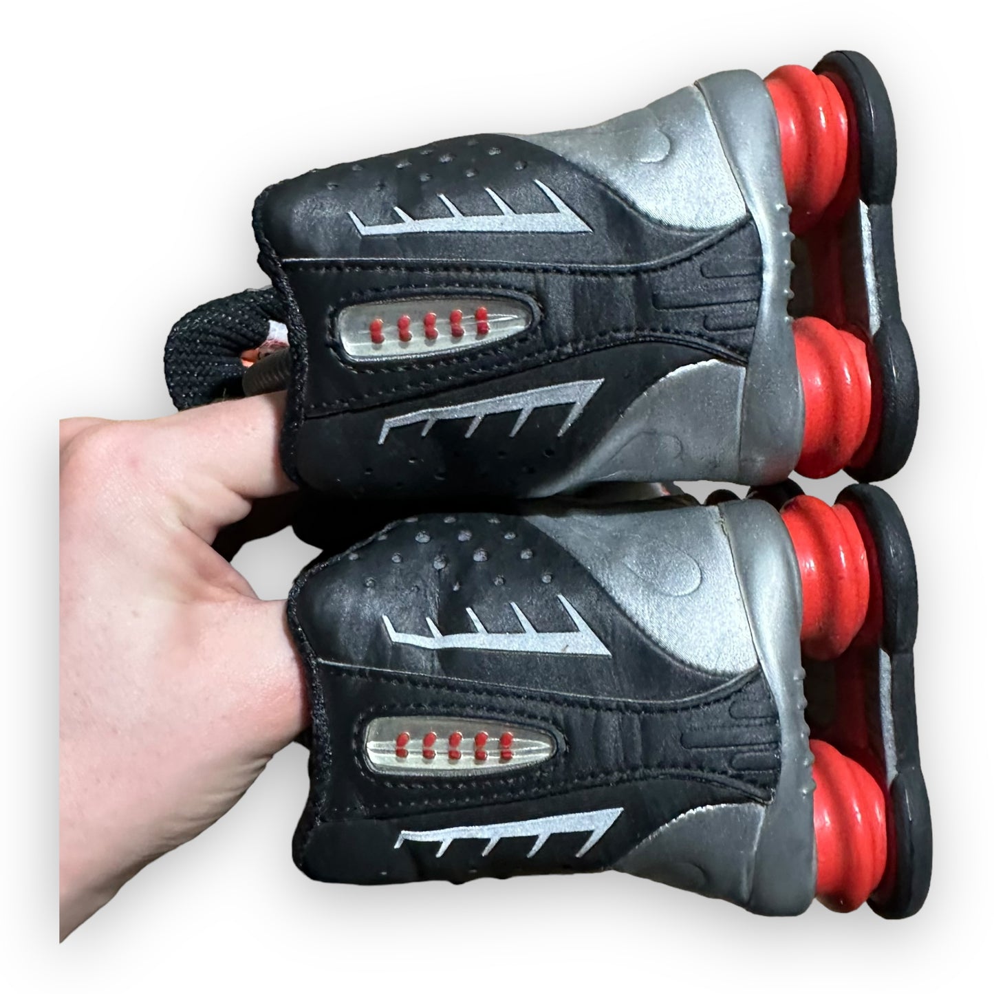 EU44 - US10 - UK9 • Shox R4 Black Metallic Silver Red