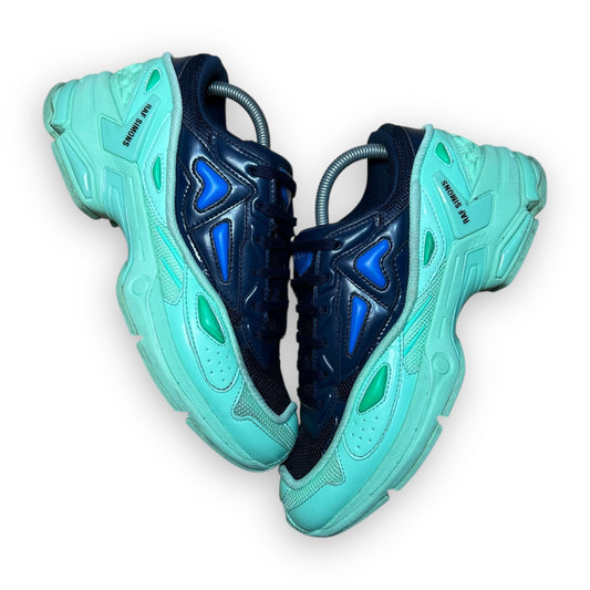 EU42 - US8.5 - UK7.5 • Raf Simons Pharaxus Navy Mint