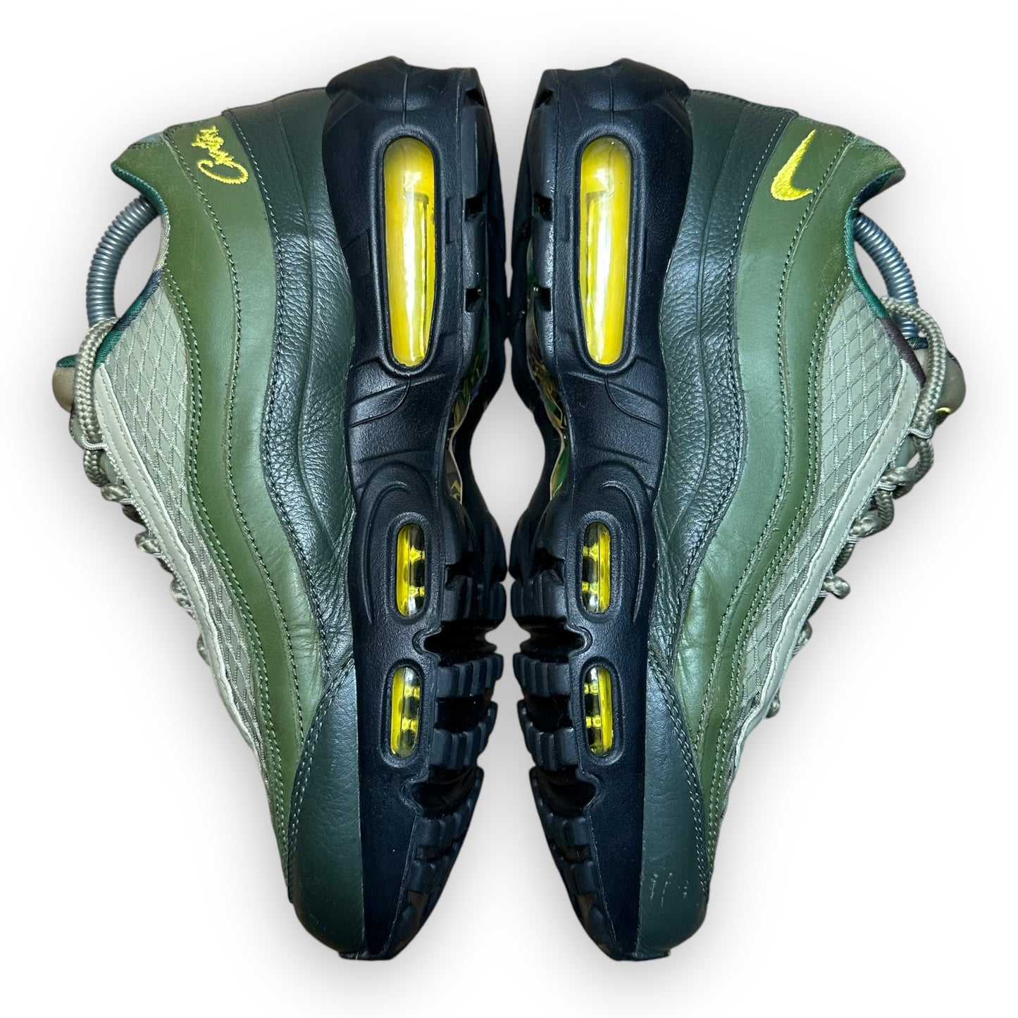 EU42 - US8.5 - UK7.5 • Air Max 95 Corteiz Gutta Green