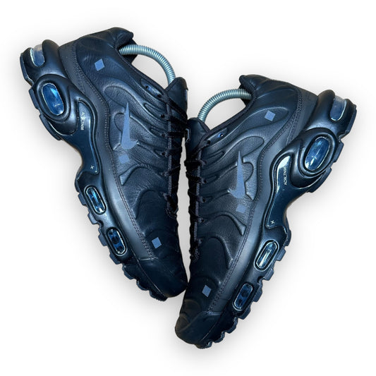 EU42 - US8.5 - UK7.5 • Air Max Plus A-COLD-WALL Black