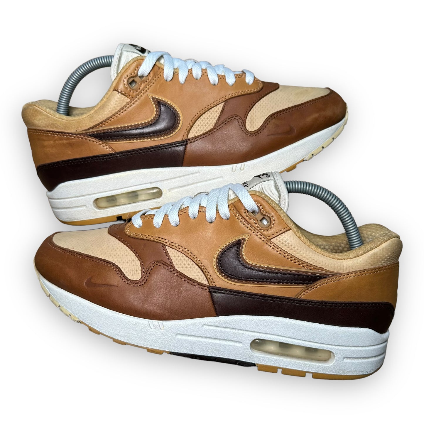 EU43 - US9.5 - UK8.5 • Air Max 1 SNKRS Day Brown