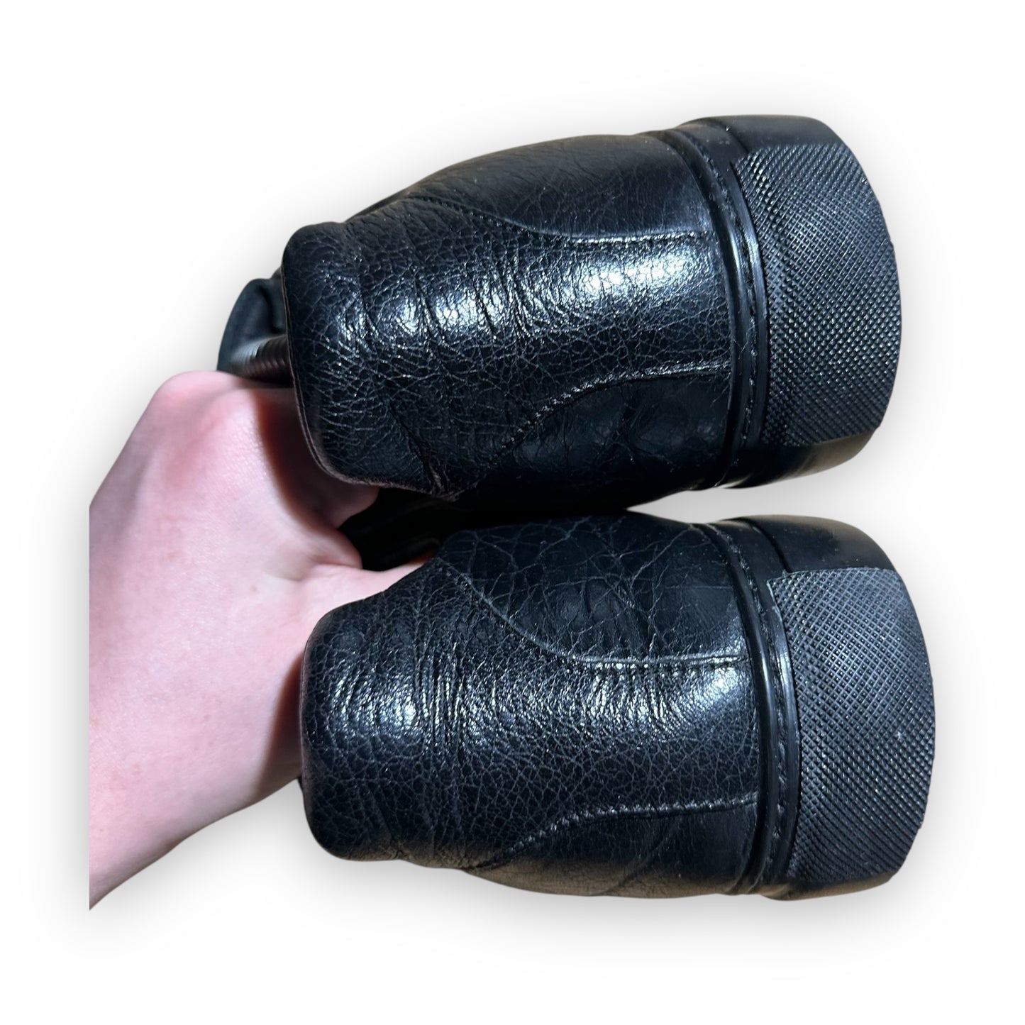 EU43 - US9.5 - UK8.5 • Balenciaga Arena Low Leather Black