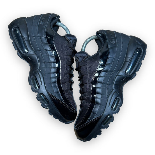 EU42.5 - US9 - UK8 • Air Max 95 Triple Black Patent