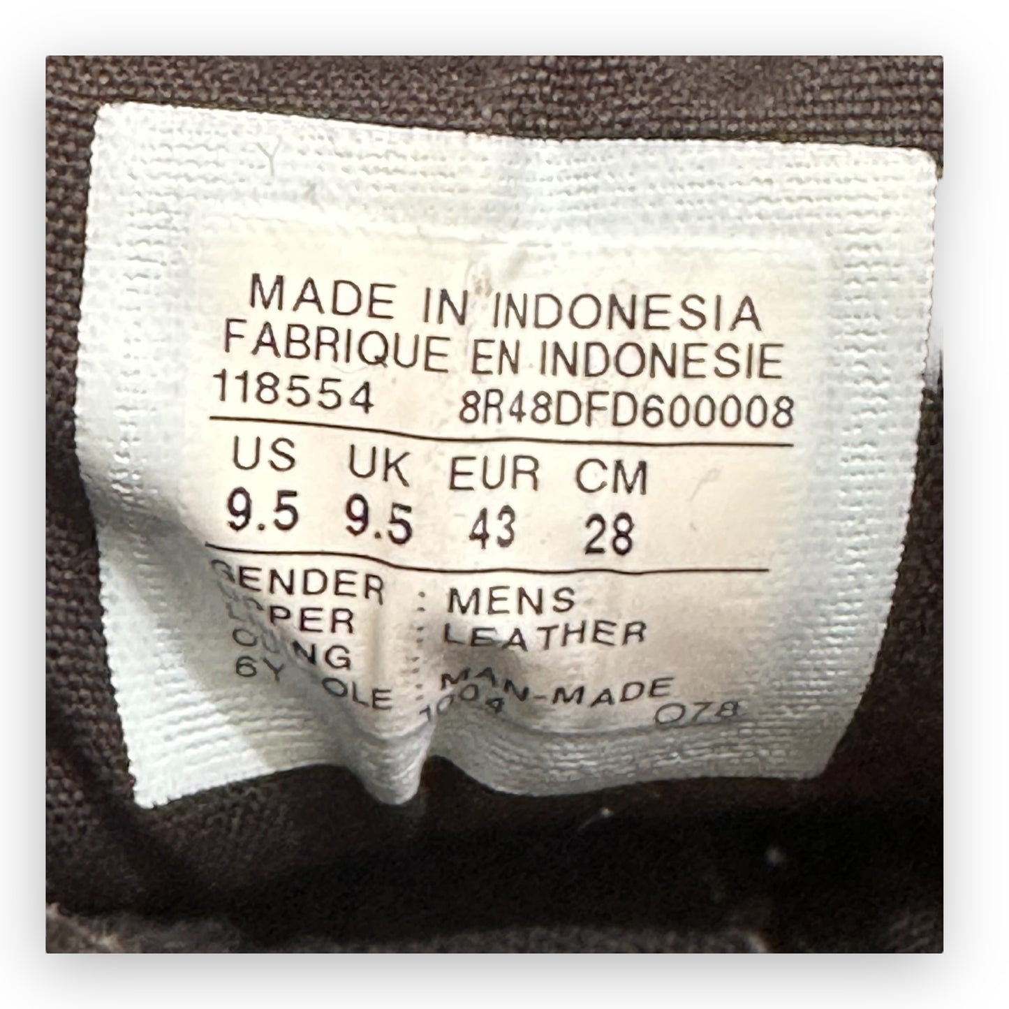 EU43 - US9.5 - UK8.5 • Converse x Number (N)ine Asymetrical Black