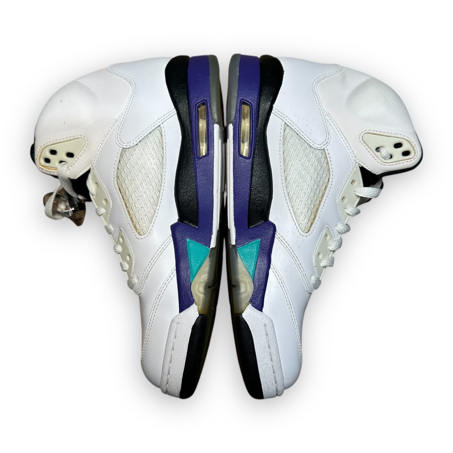 EU42.5 - US9 - UK8 • Jordan 5 Retro Grape