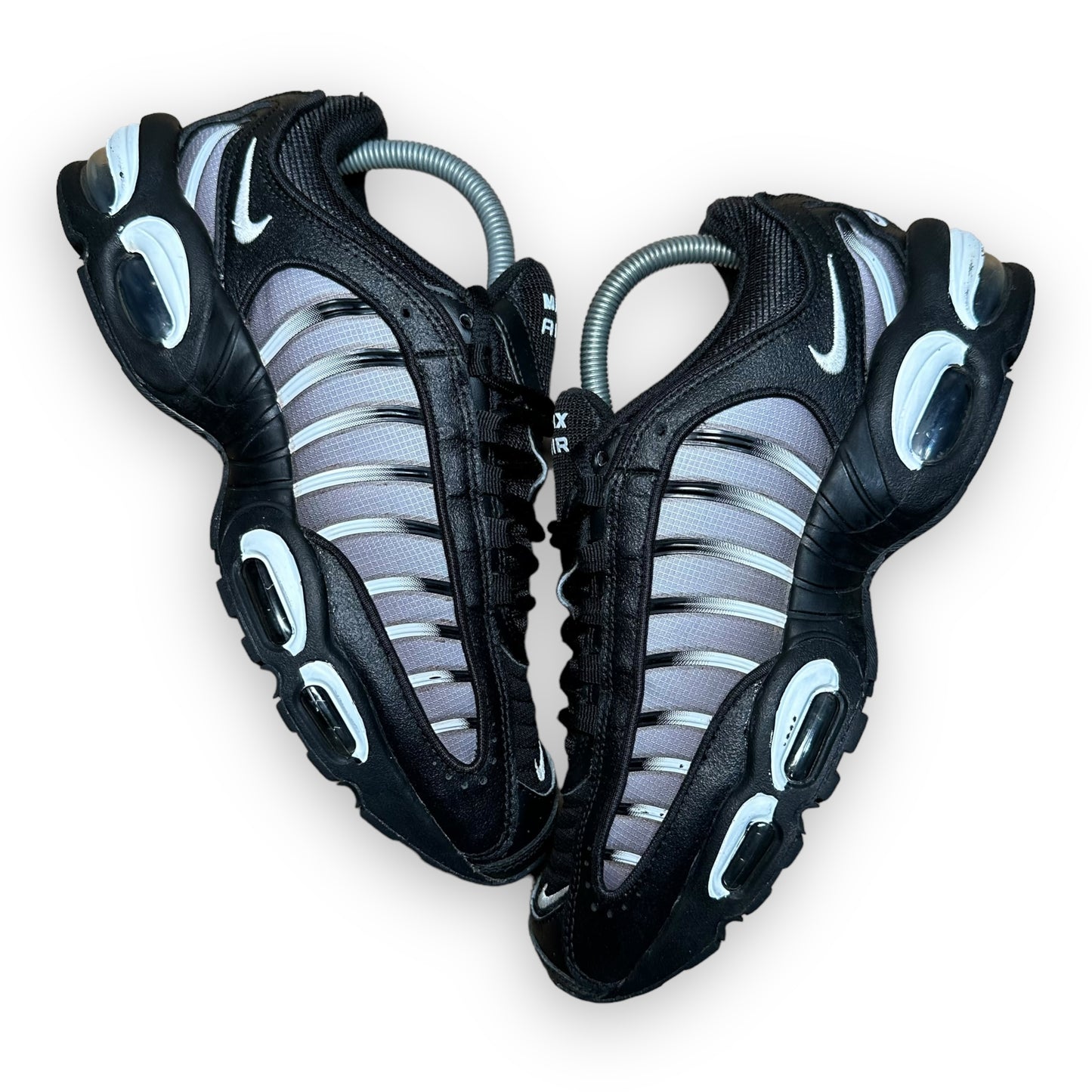 EU42.5 - US9 - UK8 • Air Max Tailwind 4 Black White