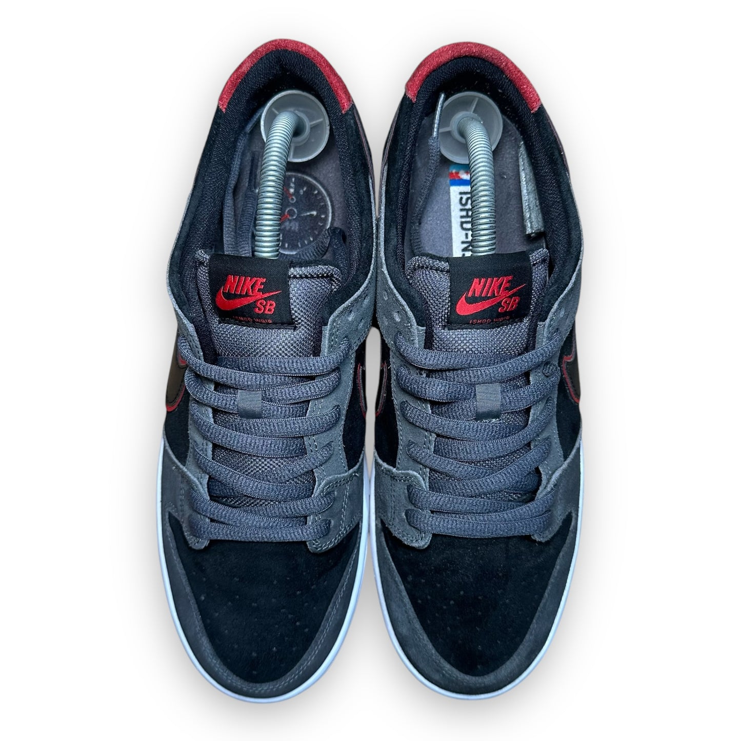 EU45 - US11 - UK10 • SB Dunk Low Ishod Wair Dark Grey Red