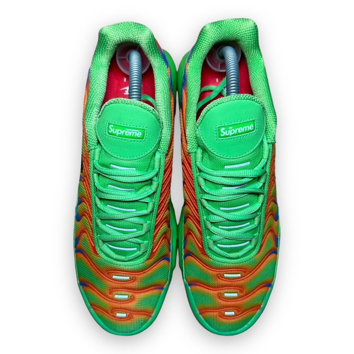 EU44 - US10 - UK9 • Air Max Plus Supreme Green