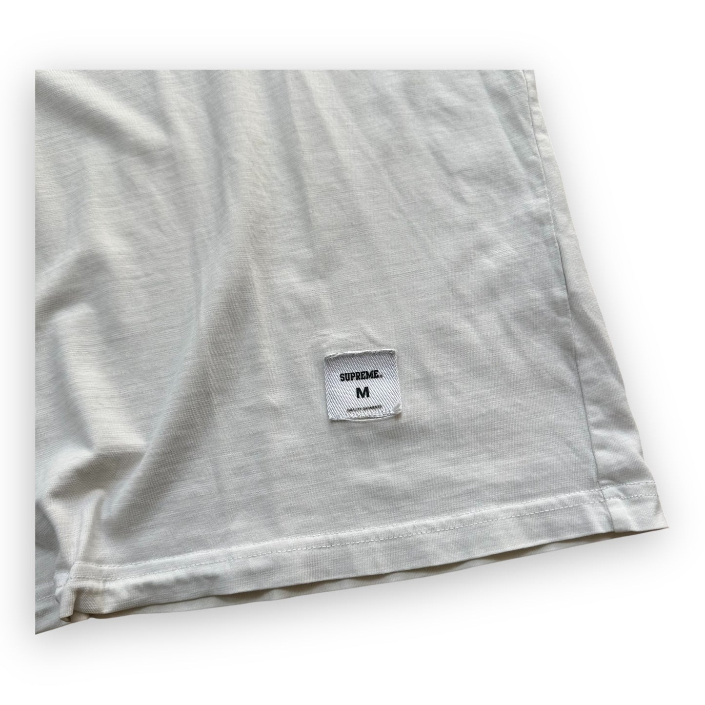 Tee Supreme Intarsia Script White SS20 (M)