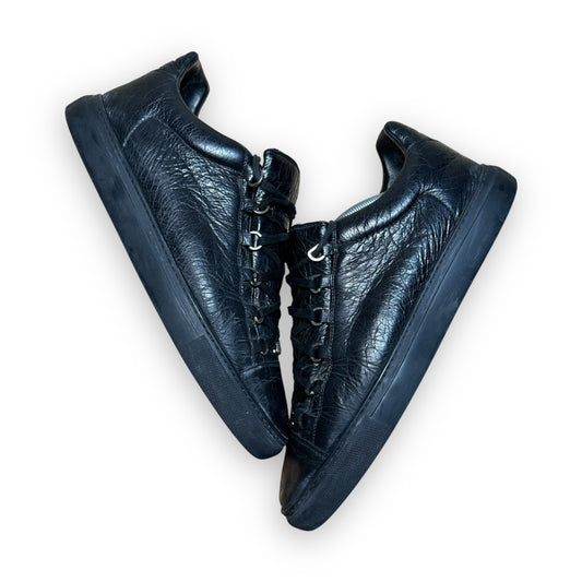 EU46 - US12 - UK11 • Balanciaga Arena Low Leather Black