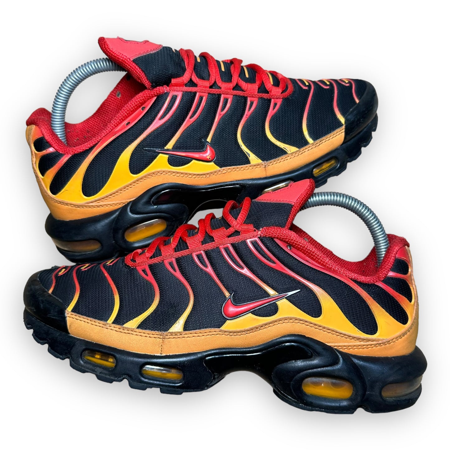 EU42.5 - US9 - UK8 • Air Max Plus Volcano