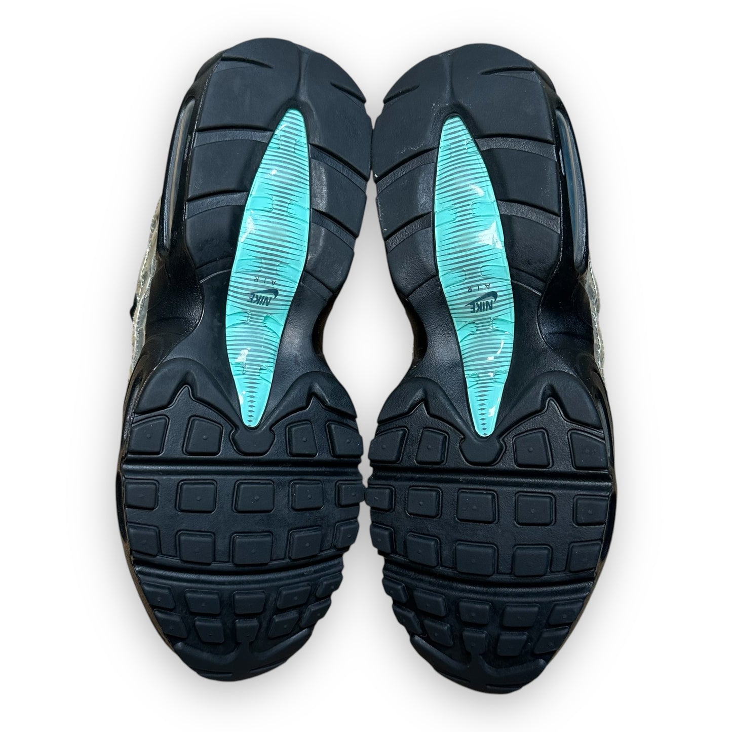EU41 - US8 - UK7 • Air Max 95 Footprint
