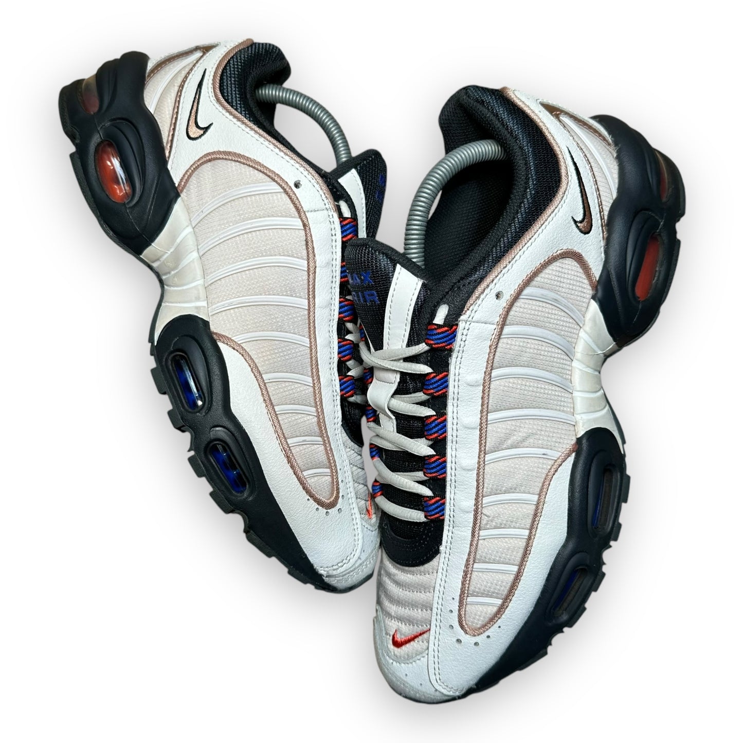 EU45 - US11 - UK10 • Air Max Tailwind 4 Roman Numerals