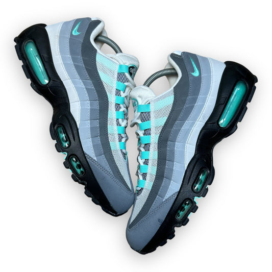 EU43 - US9.5 - UK8.5 • Air Max 95 Hyper Turquoise