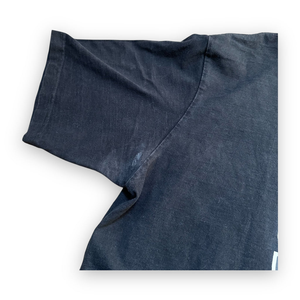 Tee Supreme Stagger Black FW18