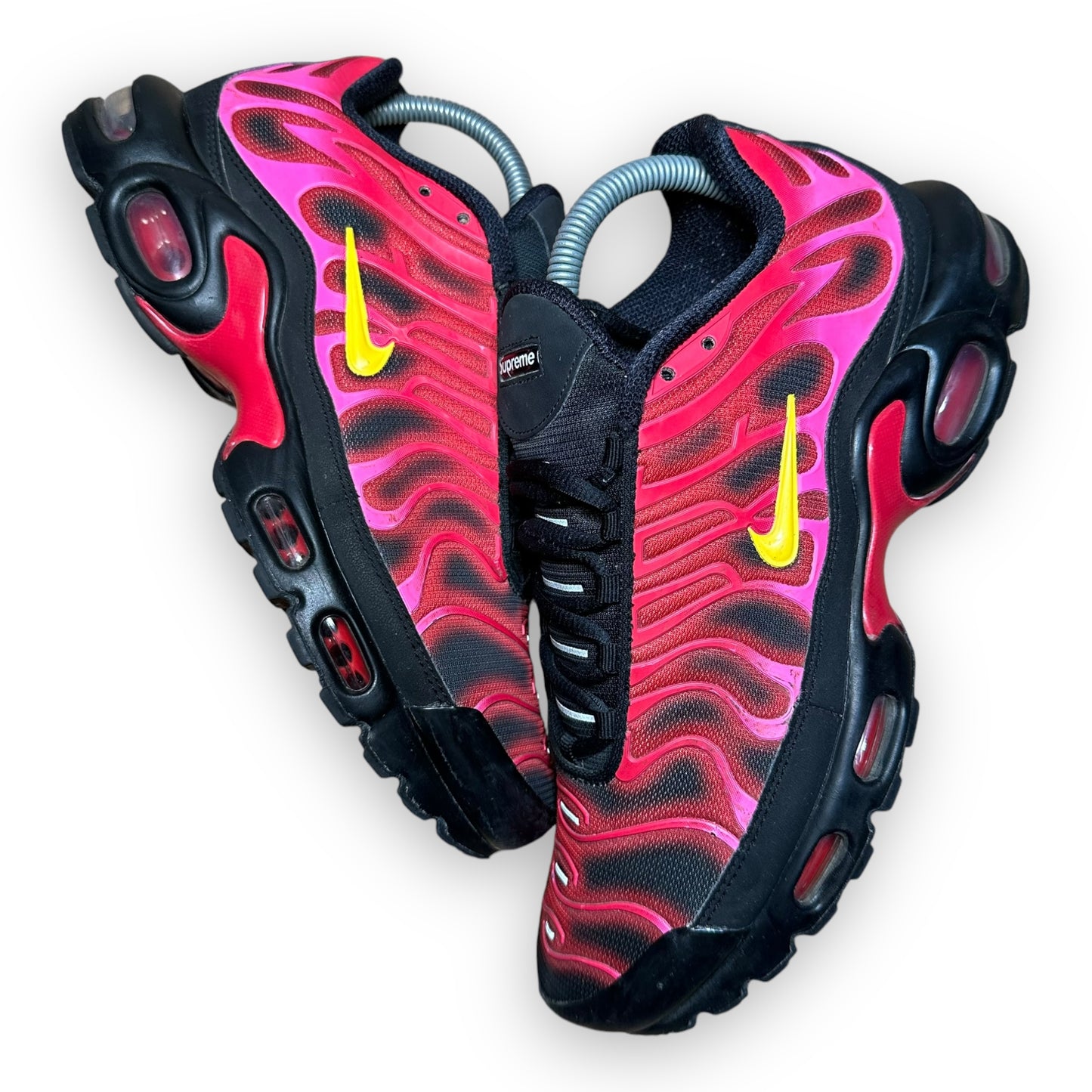 EU41 - US8 - UK7 • Air Max Plus Supreme Black