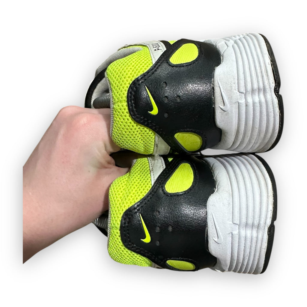 P-6000 White Black Volt