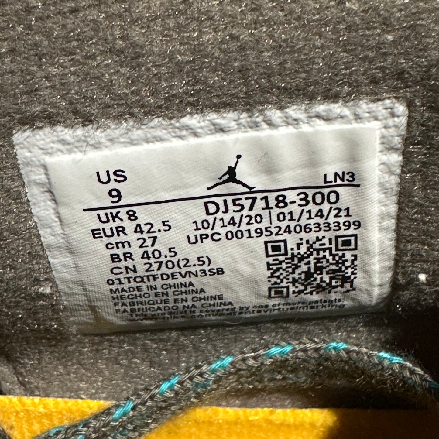 EU42.5 - US9 - UK8 • Jordan 4 Retro Union Desert Moss