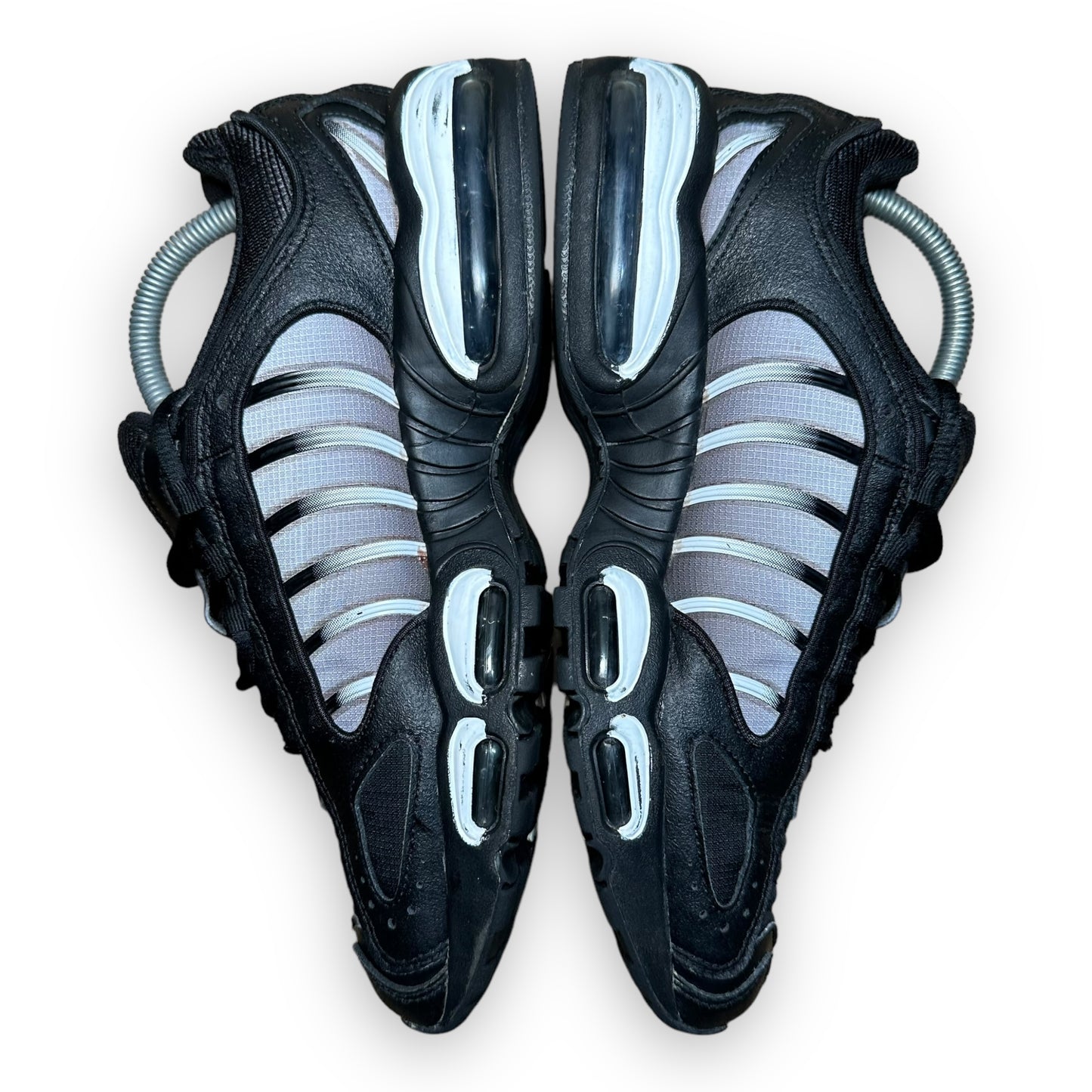 EU42.5 - US9 - UK8 • Air Max Tailwind 4 Black White